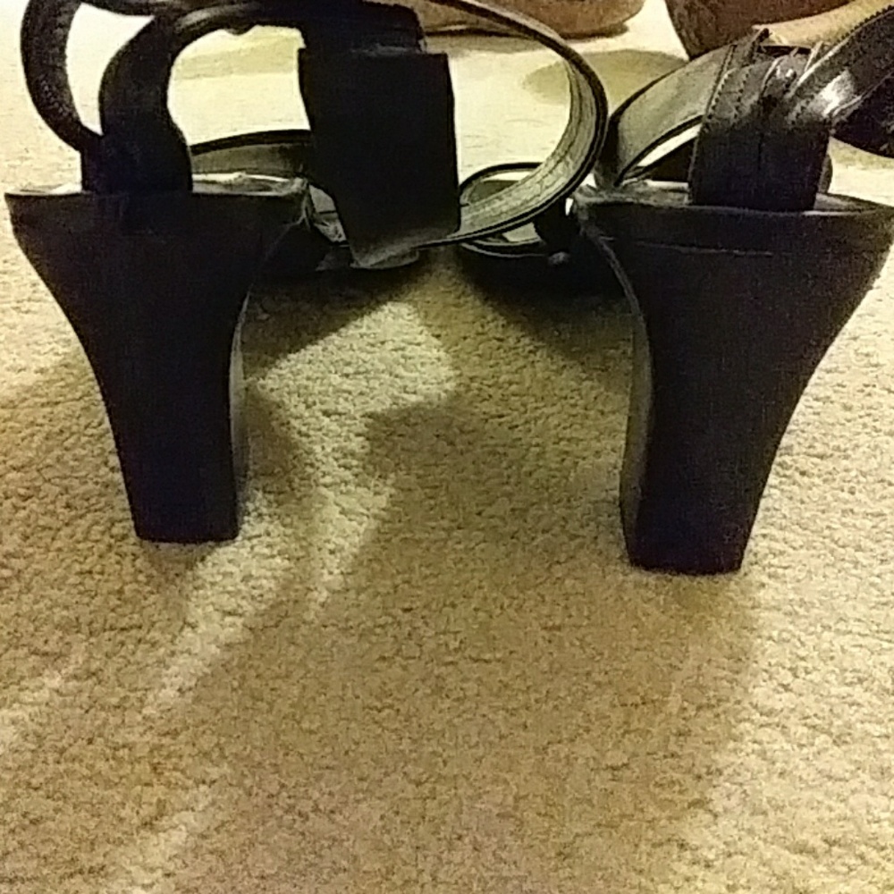 Block heels - Picture 3 of 4
